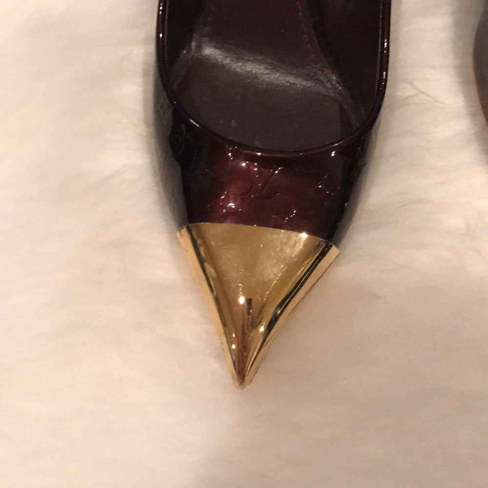 Louis Vuitton shoes - Picture 2 of 3